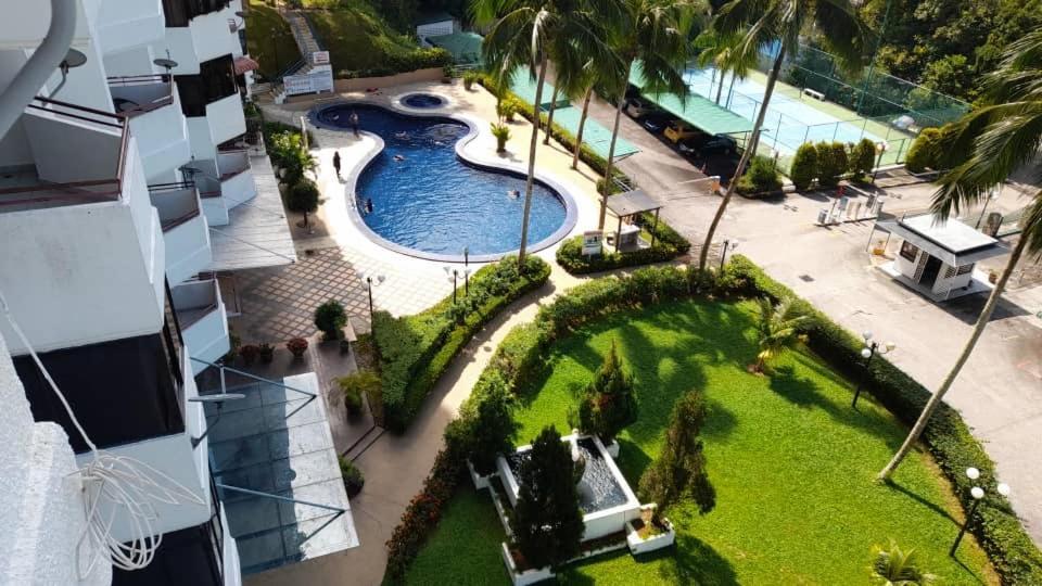 Susie'S Resort Seaview Suites At Sri Sayang Batu Feringgi Dış mekan fotoğraf